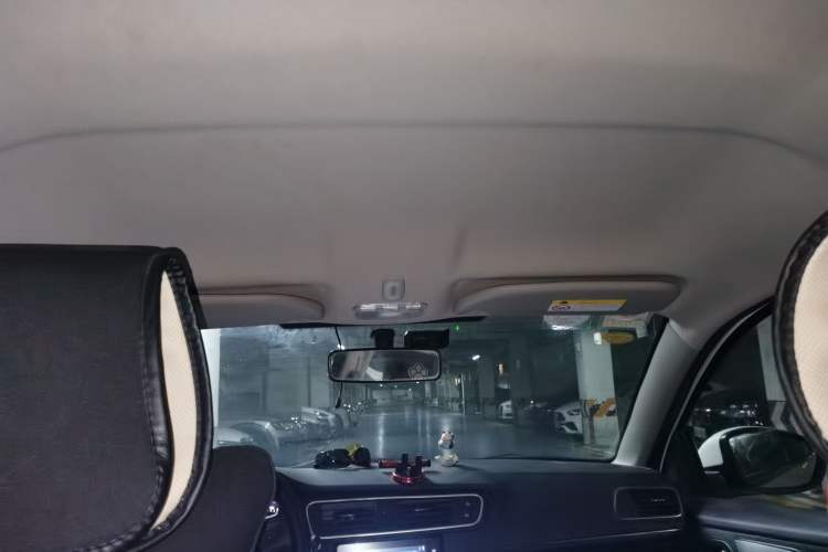 Used Citroen C3-XR 2017 230THP Manual Pioneer Edition Headliner