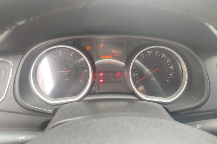 Used Citroen C3-XR 2017 1.6L Automatic Fashion Model Instrument Cluster