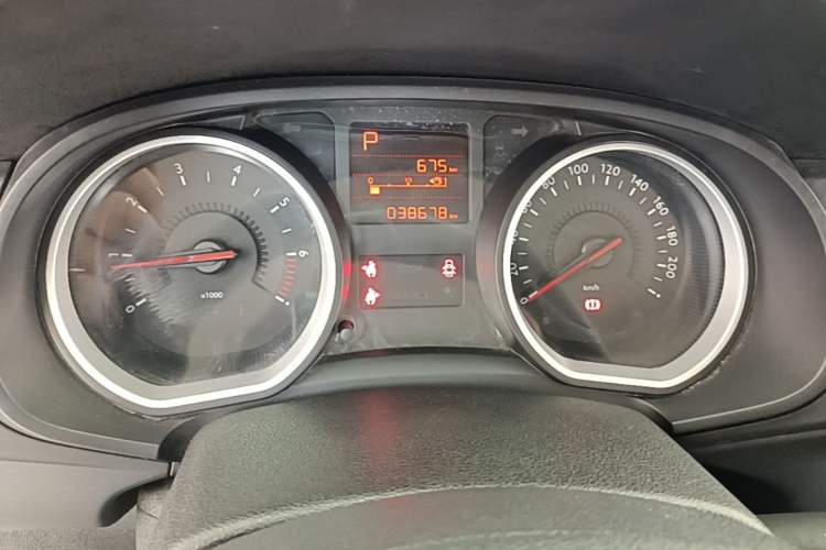 Used Citroen C3-XR 2017 1.6L Automatic Fashion Model Instrument Cluster