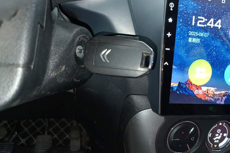 Used Citroen C3-XR 2017 230THP Manual Pioneer Edition Interior 1