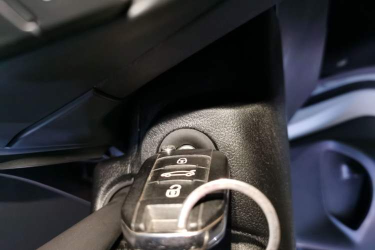 Used Citroen C3-XR 2017 230THP Automatic Pioneer Model Interior 1