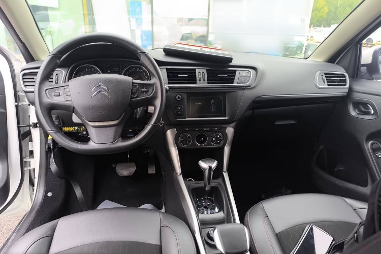 Used Citroen C3-XR 2017 230THP Automatic Pioneer Model Interior 2