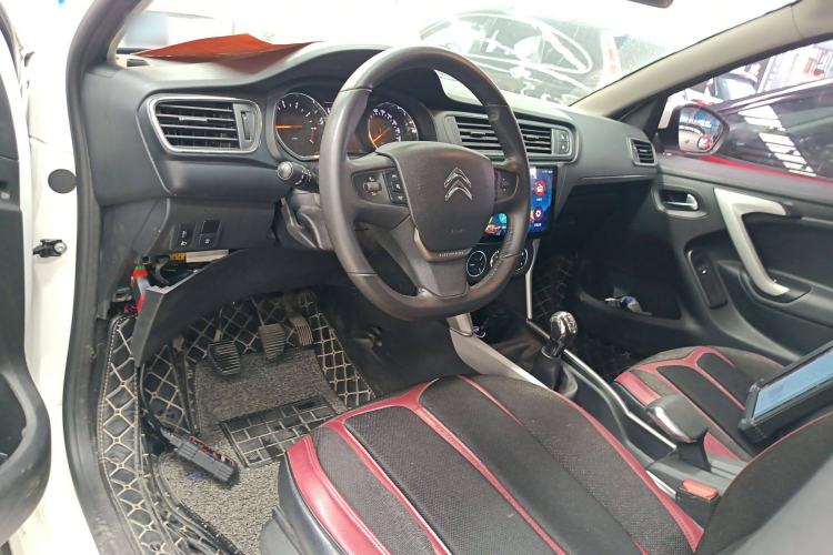 Used Citroen C3-XR 2017 230THP Manual Pioneer Edition Interior 2