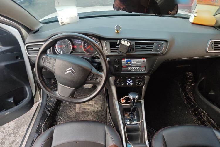 Used Citroen C3-XR 2017 1.6L Automatic Pioneer Model Interior 2