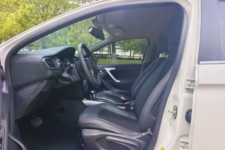 Used Citroen C3-XR 2017 230THP Automatic Pioneer Model Interior 2