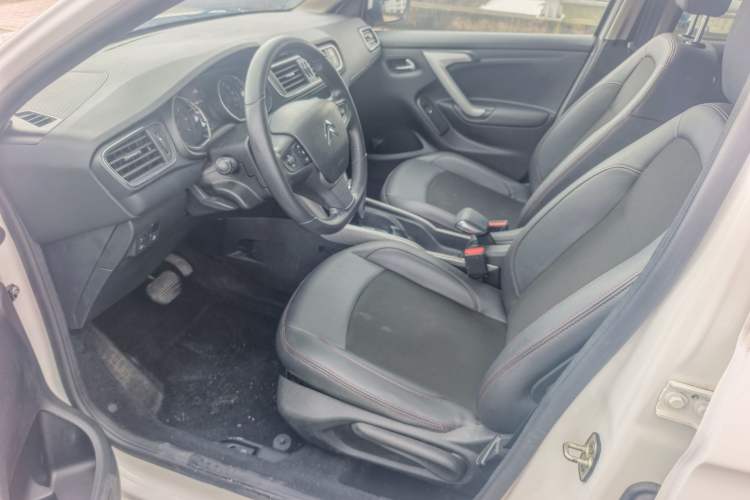 Used Citroen C3-XR 2017 1.6L Automatic Pioneer Model Interior 2