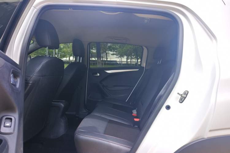 Used Citroen C3-XR 2017 230THP Automatic Pioneer Model Interior 3