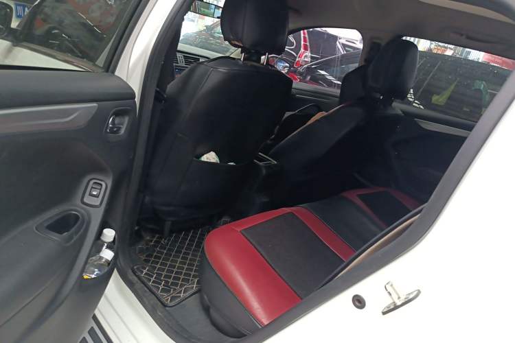 Used Citroen C3-XR 2017 230THP Manual Pioneer Edition Interior 4