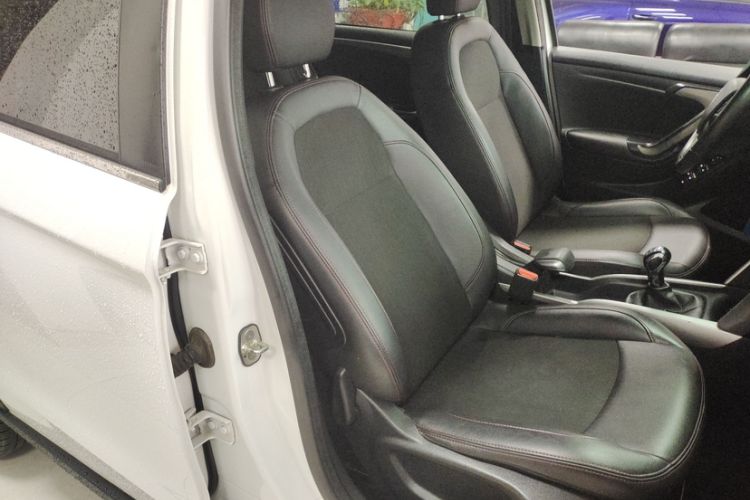 Used Citroen C3-XR 2017 1.6L Manual Pioneer Model Interior 8