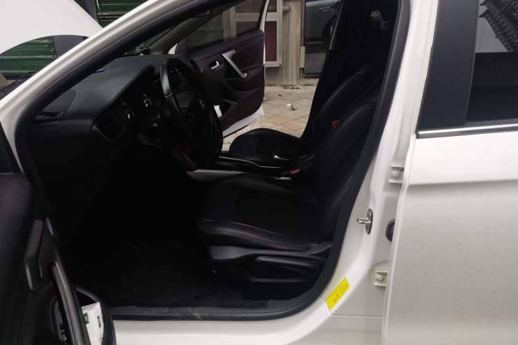 Used Citroen C3-XR 2017 230THP Automatic Pioneer Model Left Front Seat