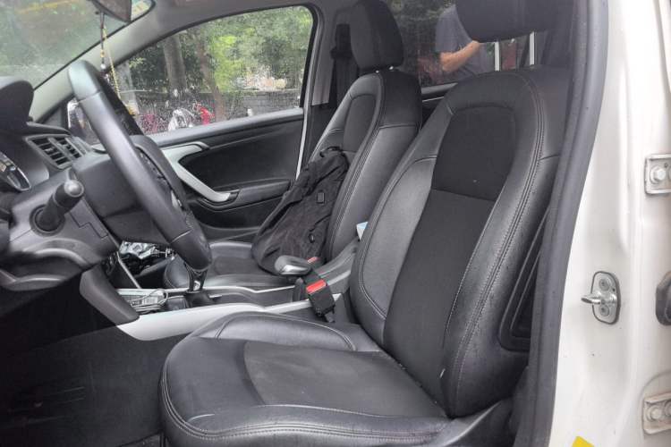 Used Citroen C3-XR 2017 1.6L Manual Pioneer Model Left Front Seat