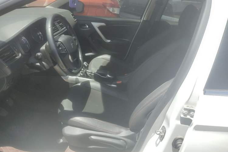 Used Citroen C3-XR 2017 230THP Manual Pioneer Edition Left Front Seat