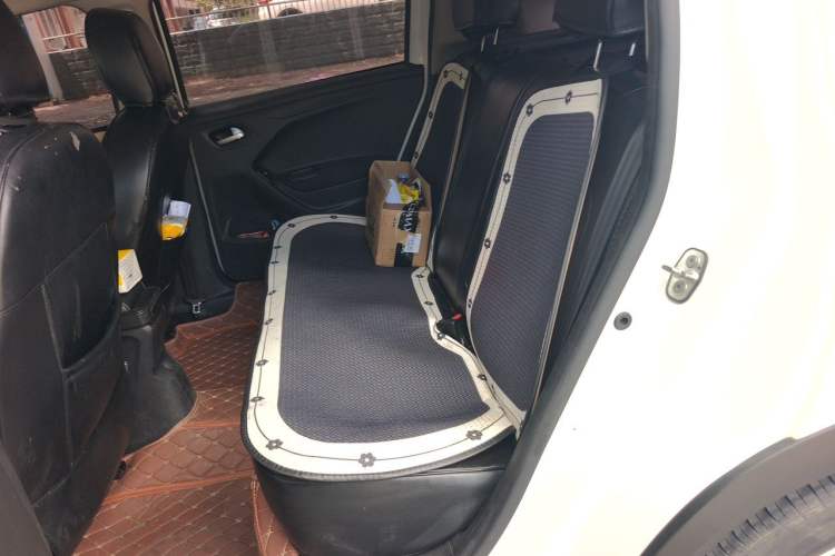 Used Citroen C3-XR 2017 1.6L Automatic Fashion Model Left Rear Seat