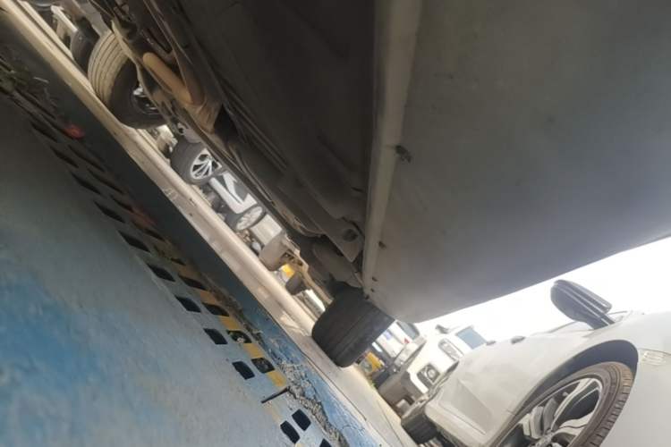 Used Citroen C3-XR 2017 1.6L Automatic Pioneer Model Left Side Sill