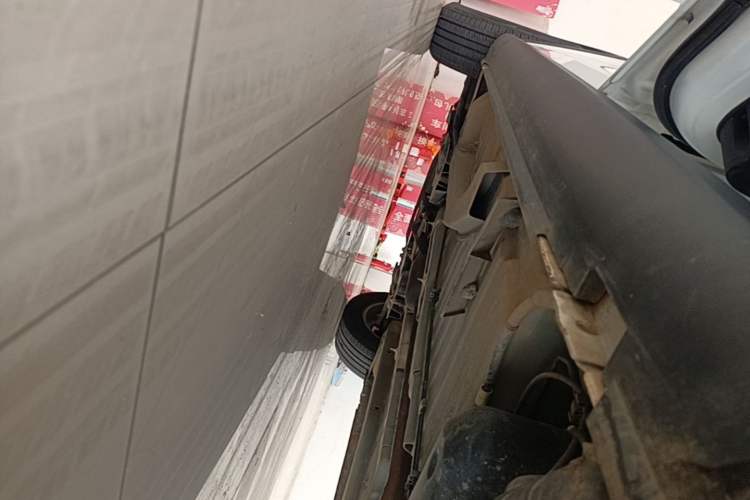 Used Citroen C3-XR 2017 1.6L Automatic Fashion Model Left Side Sill