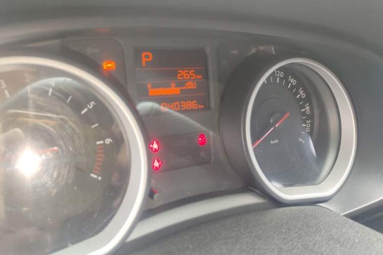 Used Citroen C3-XR 2017 1.6L Automatic Fashion Model Odometer Close Up