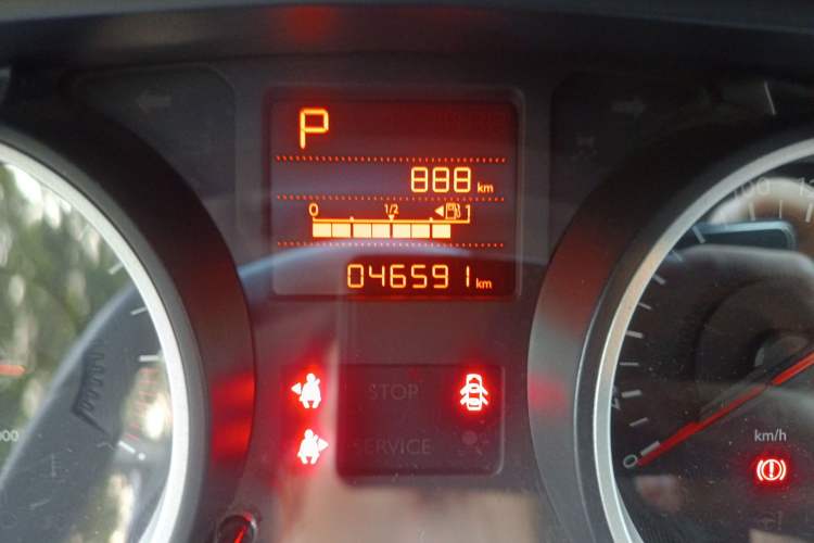 Used Citroen C3-XR 2017 1.6L Automatic Fashion Model Odometer Close Up