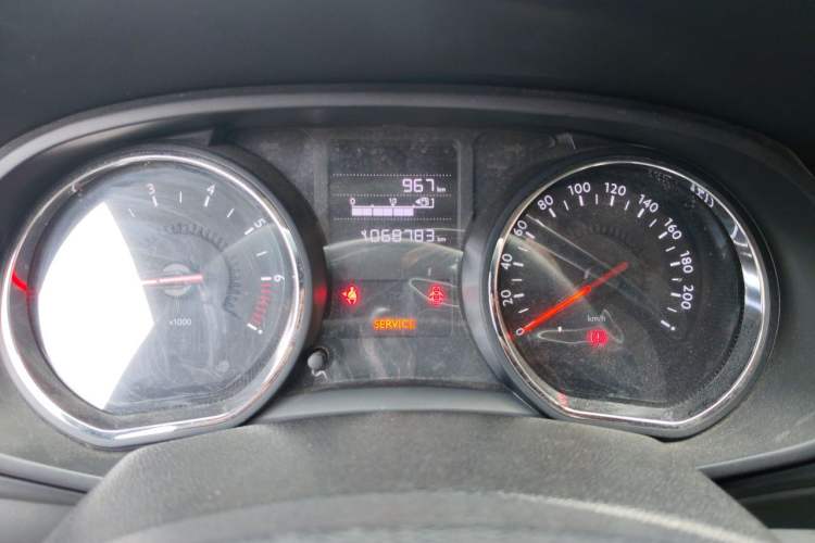 Used Citroen C3-XR 2017 1.6L Manual Pioneer Model Odometer Close Up