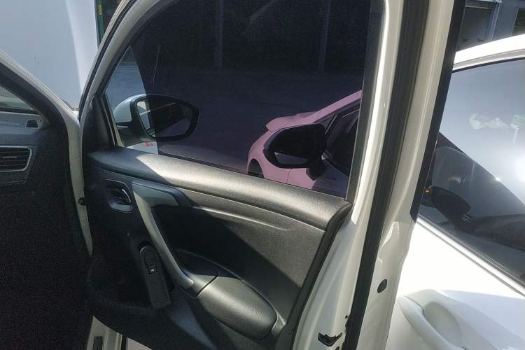 Used Citroen C3-XR 2017 1.6L Automatic Pioneer Model Right Front Door Interior