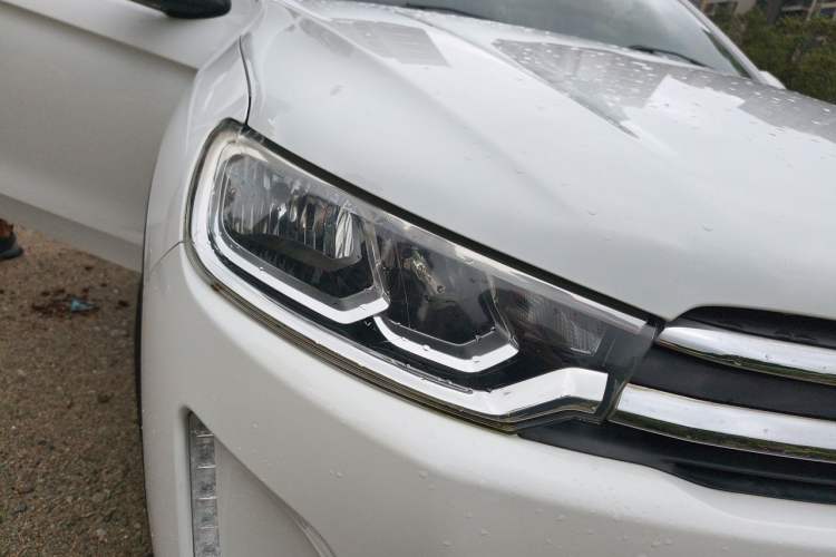 Used Citroen C3-XR 2017 1.6L Manual Pioneer Model Right Front Headlight