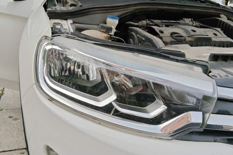 Used Citroen C3-XR 2017 1.6L Automatic Pioneer Model Right Front Headlight