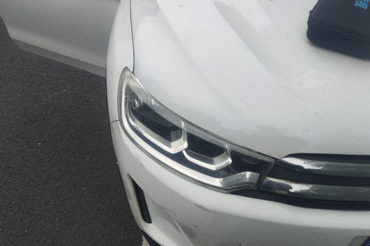 Used Citroen C3-XR 2017 1.6L Automatic Fashion Model Right Front Headlight