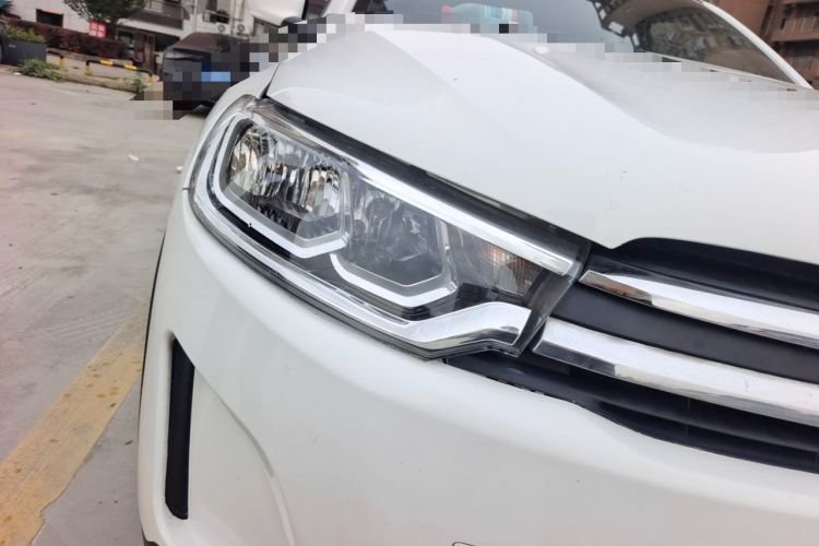 Used Citroen C3-XR 2017 1.6L Automatic Fashion Model Right Front Headlight