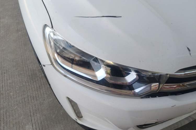 Used Citroen C3-XR 2017 1.6L Automatic Pioneer Model Right Front Headlight