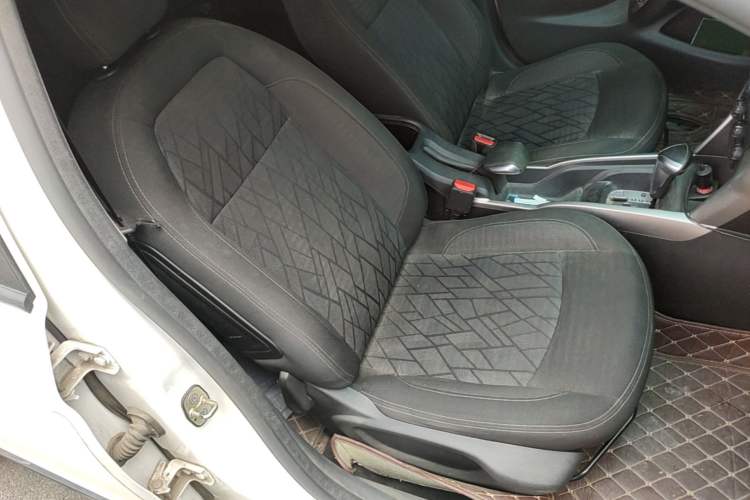 Used Citroen C3-XR 2017 1.6L Automatic Fashion Model Right Front Seat