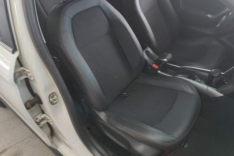 Used Citroen C3-XR 2017 230THP Automatic Smart Version Right Front Seat