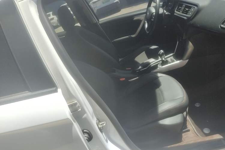 Used Citroen C3-XR 2017 230THP Manual Pioneer Edition Right Front Seat