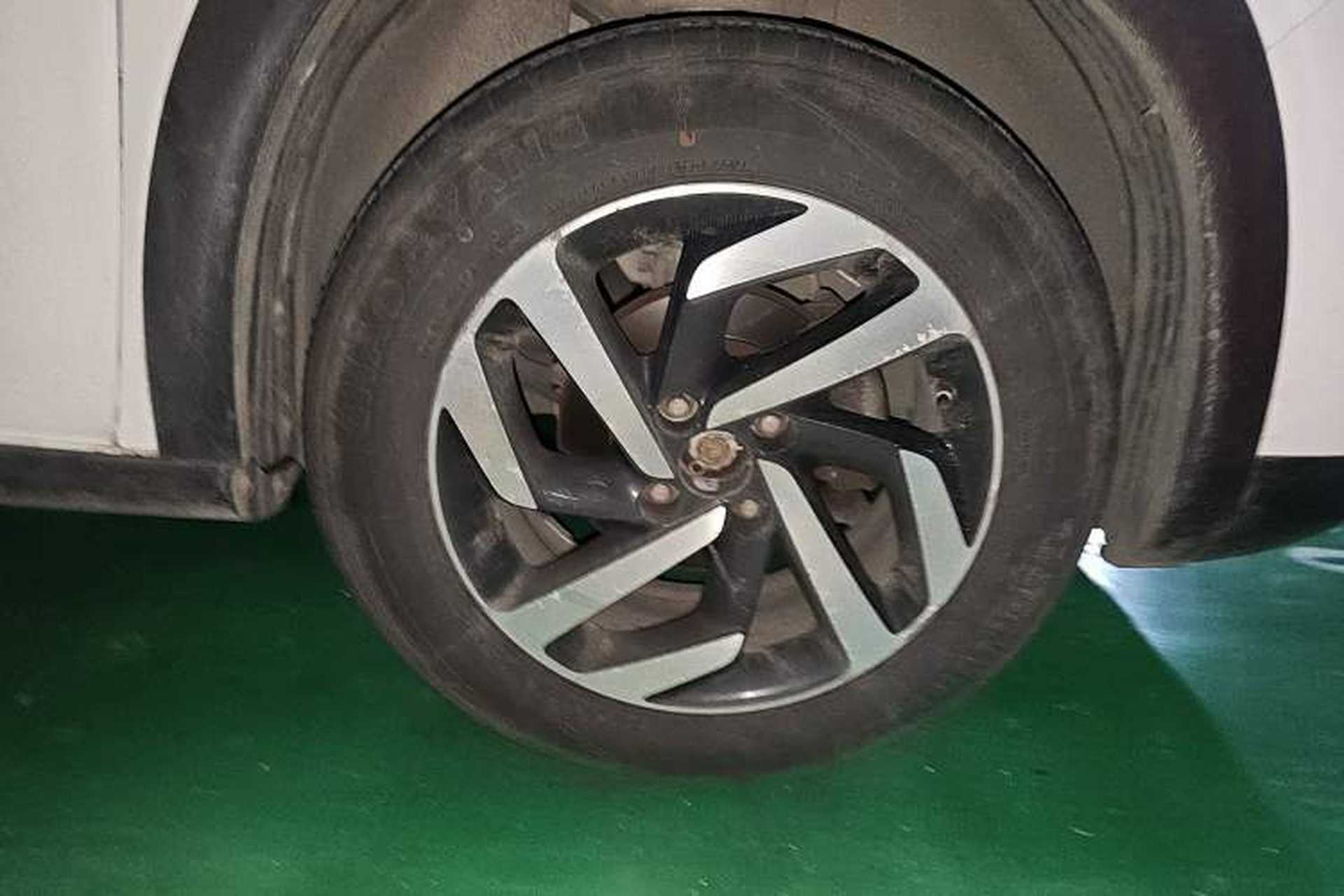 Used Citroen C3-XR 2017 1.6L Manual Pioneer Model Right Front Wheel Hub