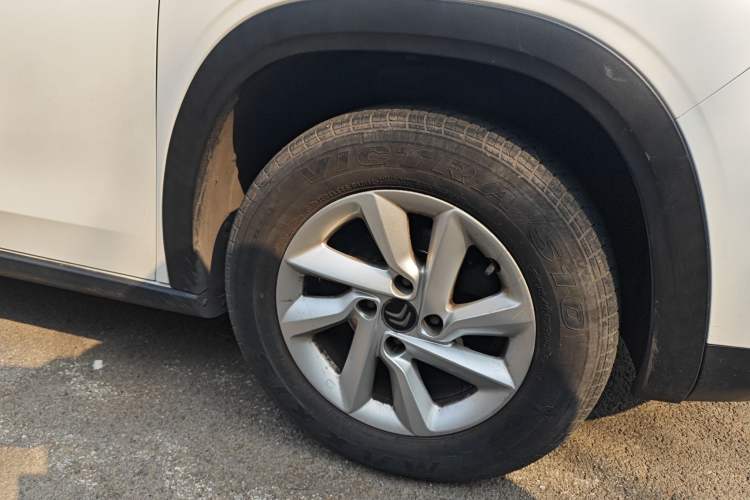 Used Citroen C3-XR 2017 1.6L Automatic Fashion Model Right Front Wheel Hub