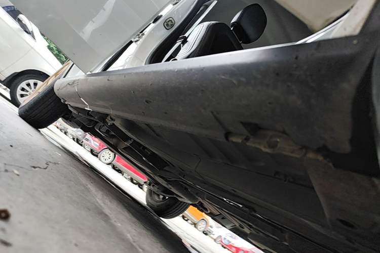 Used Citroen C3-XR 2017 1.6L Manual Pioneer Model Right Side Sill