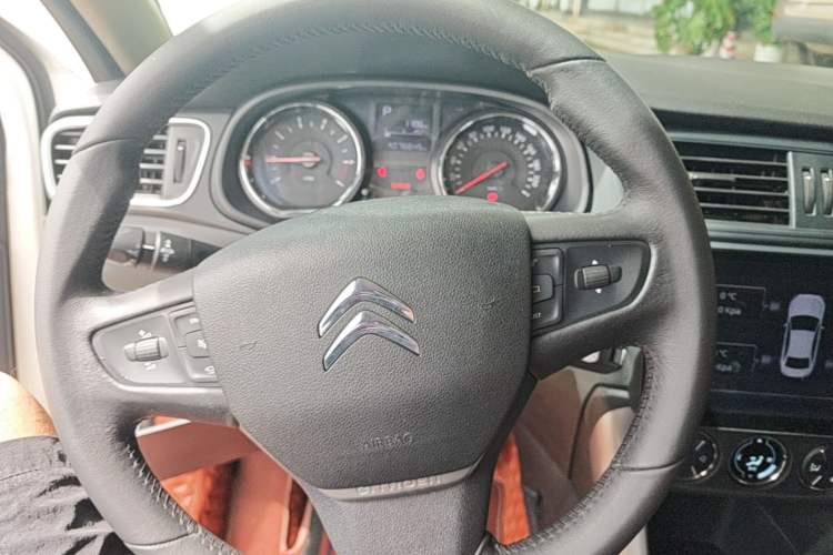 Used Citroen C3-XR 2017 1.6L Automatic Pioneer Model Steering Wheel