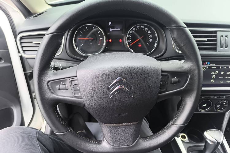 Used Citroen C3-XR 2017 230THP Automatic Pioneer Model Steering Wheel