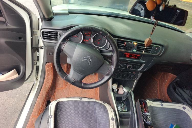 Used Citroen C3-XR 2017 1.6L Automatic Fashion Model Steering Wheel
