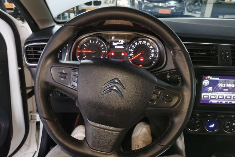 Used Citroen C3-XR 2017 230THP Automatic Pioneer Model Steering Wheel
