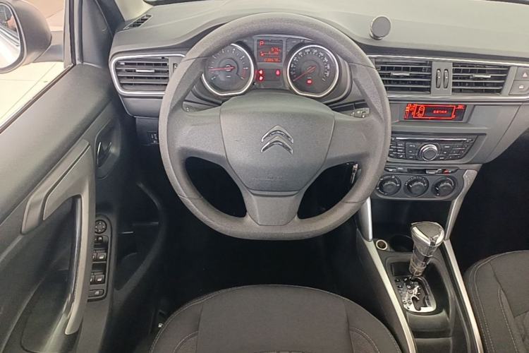 Used Citroen C3-XR 2017 1.6L Automatic Fashion Model Steering Wheel