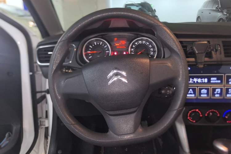 Used Citroen C3-XR 2017 1.6L Automatic Fashion Model Steering Wheel