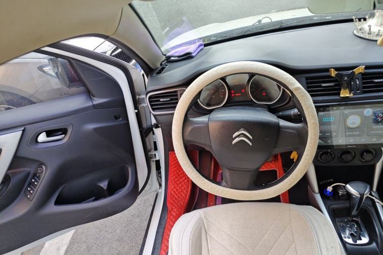 Used Citroen C3-XR 2017 1.6L Automatic Fashion Model Steering Wheel