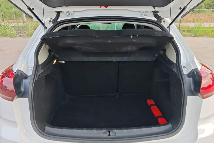 Used Citroen C3-XR 2017 1.6L Automatic Fashion Model Trunk