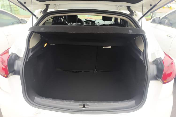 Used Citroen C3-XR 2017 230THP Automatic Pioneer Model Trunk