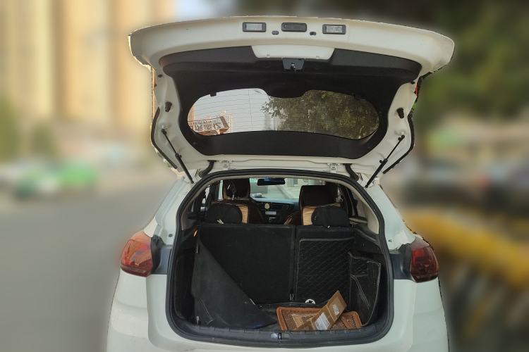 Used Citroen C3-XR 2017 1.6L Manual Fashion Model Trunk