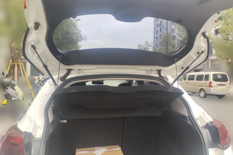 Used Citroen C3-XR 2017 1.6L Automatic Fashion Model Trunk