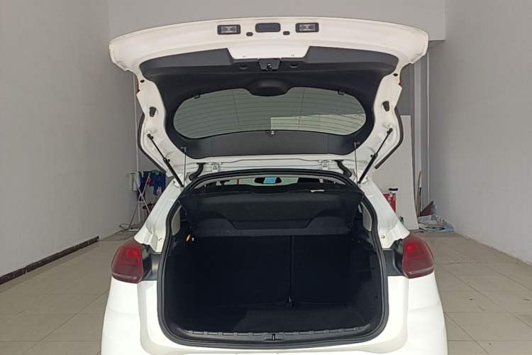 Used Citroen C3-XR 2017 1.6L Automatic Fashion Model Trunk