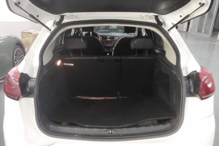 Used Citroen C3-XR 2017 1.6L Manual Pioneer Model Trunk
