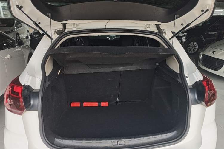 Used Citroen C3-XR 2017 1.6L Manual Pioneer Model Trunk