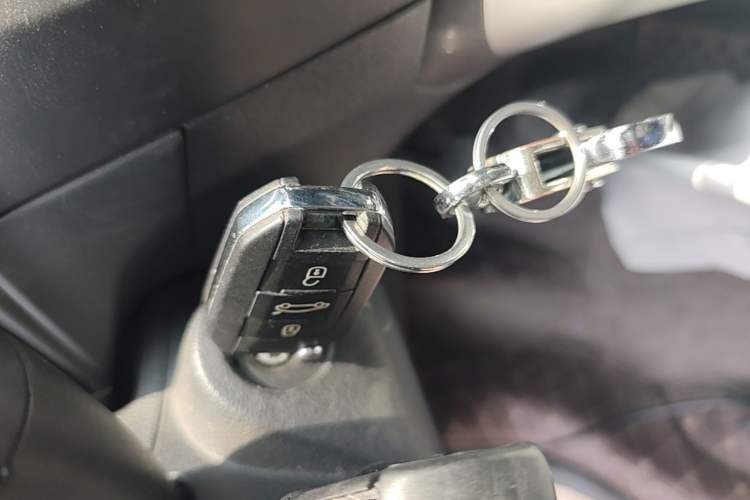 Used Citroen C3-XR 2017 1.6L Automatic Fashion Model Vehicle Key
