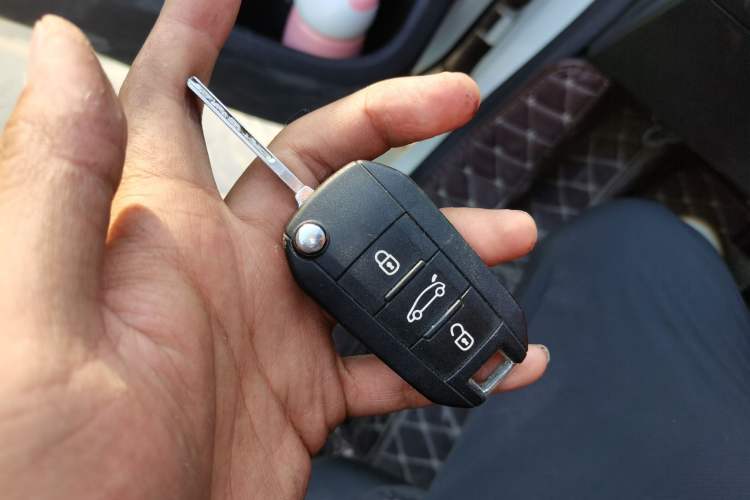 Used Citroen C3-XR 2017 1.6L Automatic Fashion Model Vehicle Key